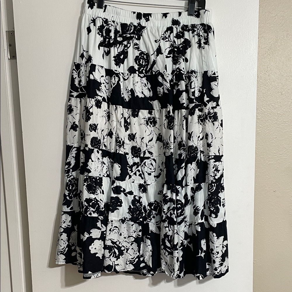 Floral Black and White Women's Skirt